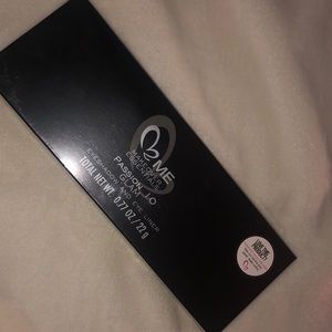 Makeover Essentials Eyeshadow and eyeliner palette